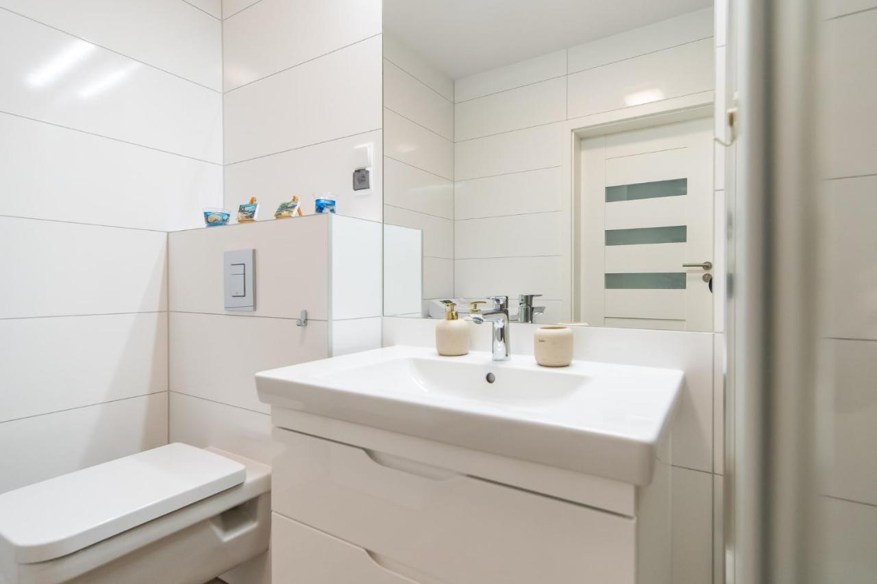 Apartamenty Fenomen - Baltic, Nadmorskie Tarasy, Free Parking, Swimming Pool, Sauna And Other! Колобжег Экстерьер фото